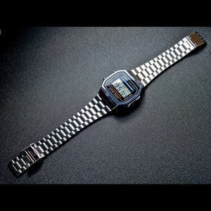 NEW CASIO A-168WA MEN’S CLASSIC DIGITAL STAINLESS